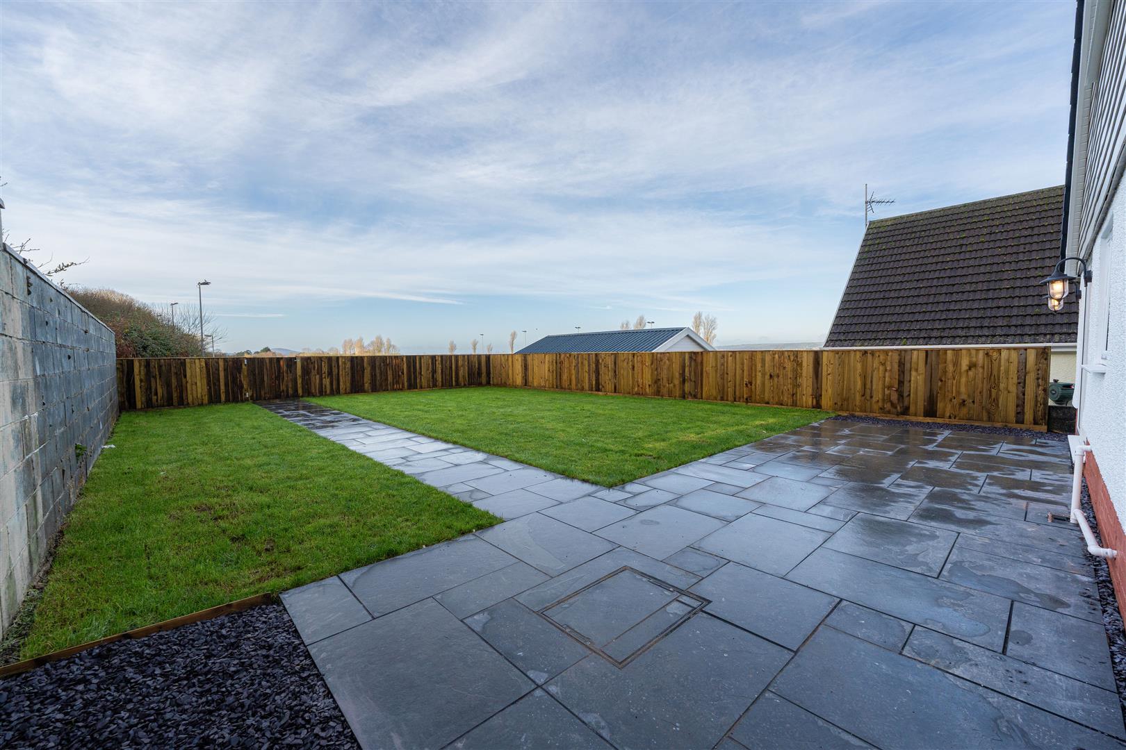 Graig-Y-Coed, Penclawdd, Swansea, SA4 3RL